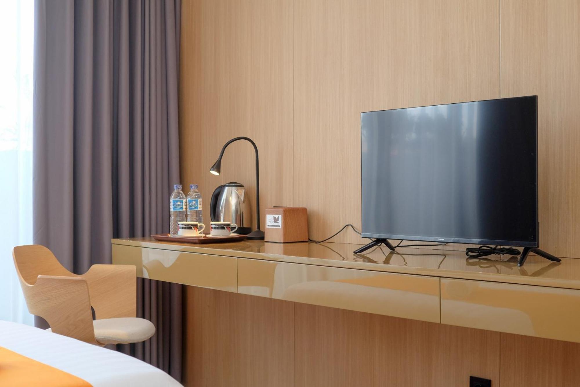 Sans Hotel Rg Living Jogja By Reddoorz Pakualaman Extérieur photo