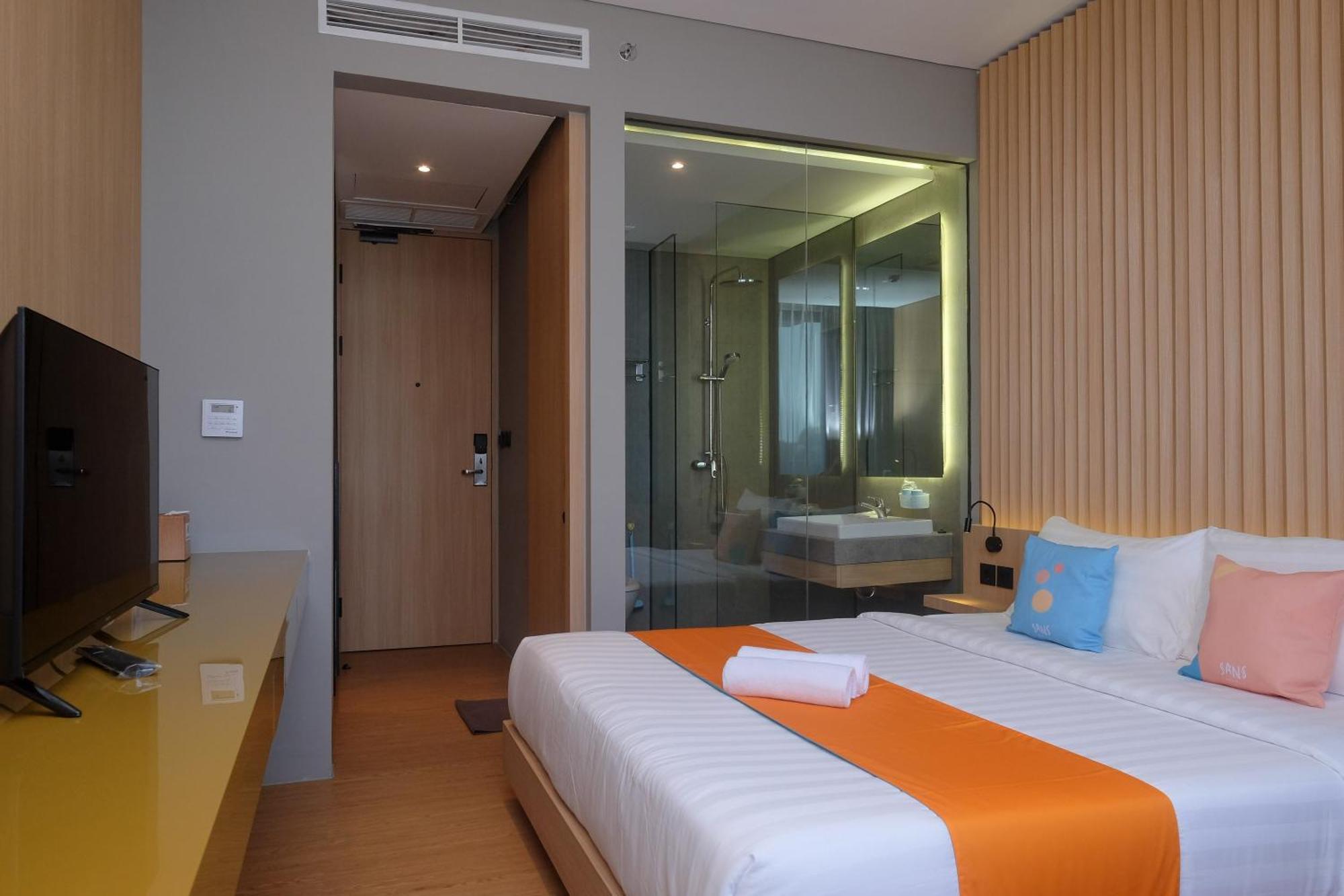Sans Hotel Rg Living Jogja By Reddoorz Pakualaman Extérieur photo